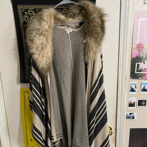 Merona faux fur poncho / shawl